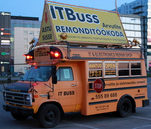 1180 Mikrobuss reklaamipinnana Mikrobuss reklaamipinnana